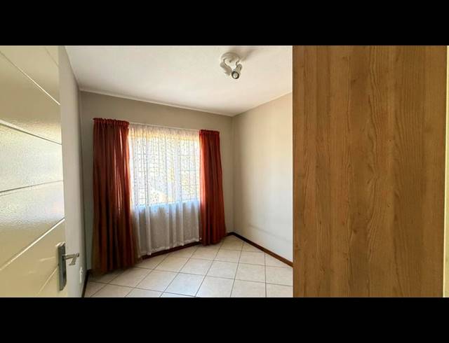 3 BEDROOM APARTMENT FOR SALE IN MONAVONI